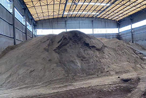 上海立杉肥料原料堆放區(qū).jpg 上海立杉肥料原料堆放區(qū).jpg